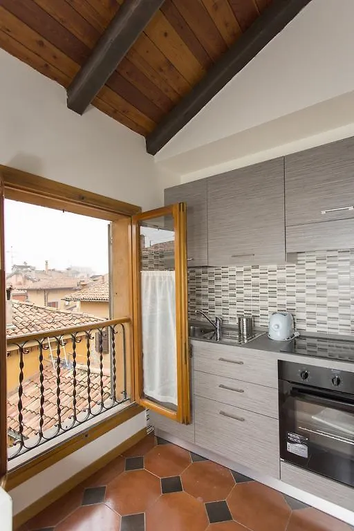 Appartamento Residenza Ariosto Depandance by Studio Vita Bologna Italia